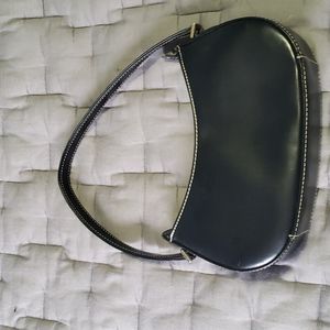 Liz Claiborne black purse